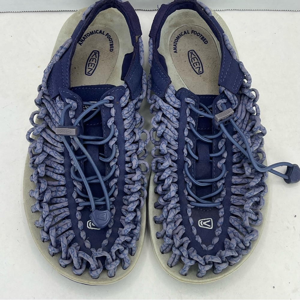 Keen Uneek Sneaker watershoe size 6.5